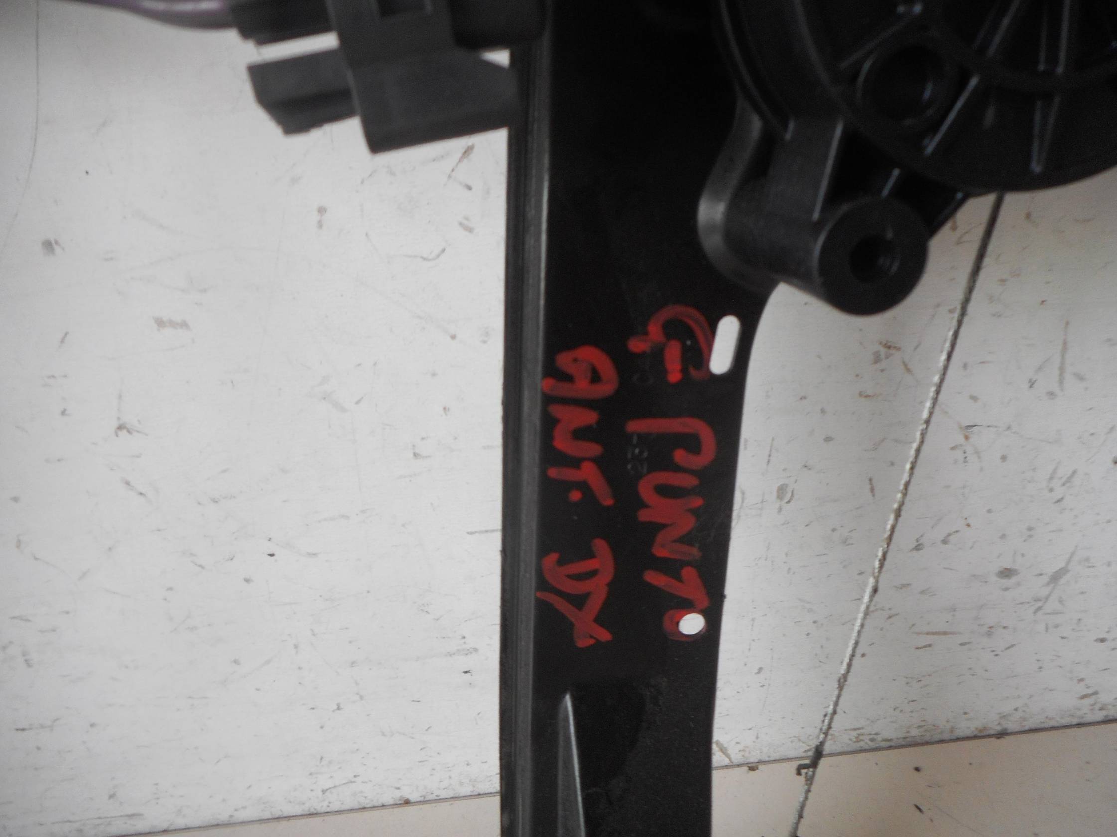 Alzacristallo elettr. porta ant. dx.